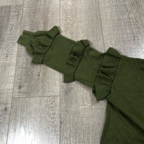 J.Crew Women’s Olive Green Sweater with ruffle sleeves Size S - Picture 7 of 15